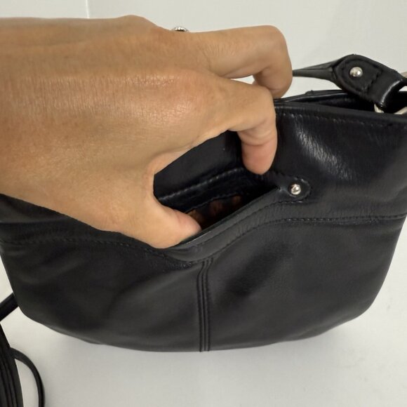 B. Makowsky Glove Leather Drawstring Crossbody Bag QVC Purse Womens Bag Travel - Picture 5 of 12